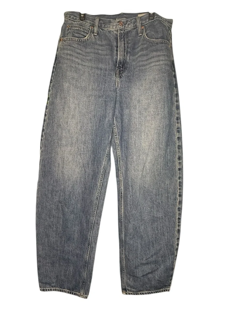 GAP High-Rise Medium Wash Barrel Leg Jeans Size 31 / 12 Tall